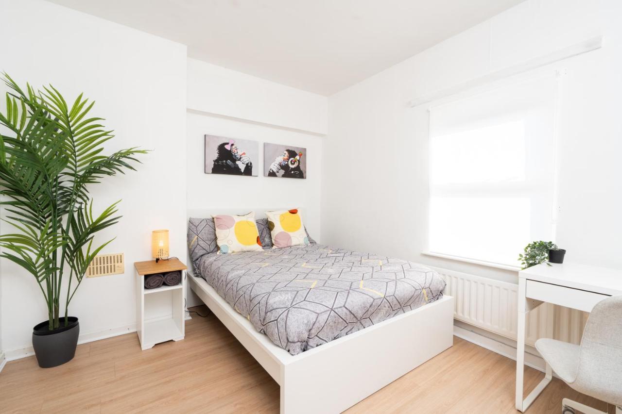 Super Modern 2bd Central Hébergement de vacances